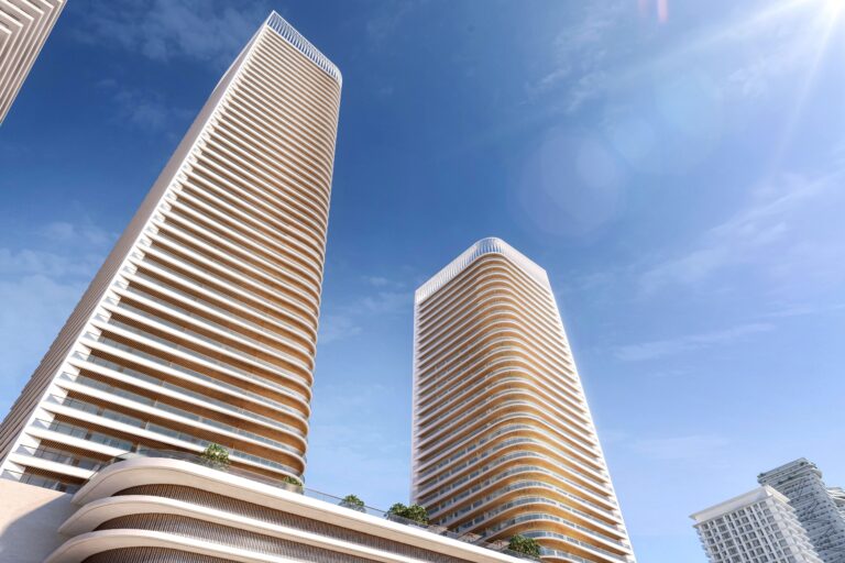 EMAAR Grand Bleu Tower