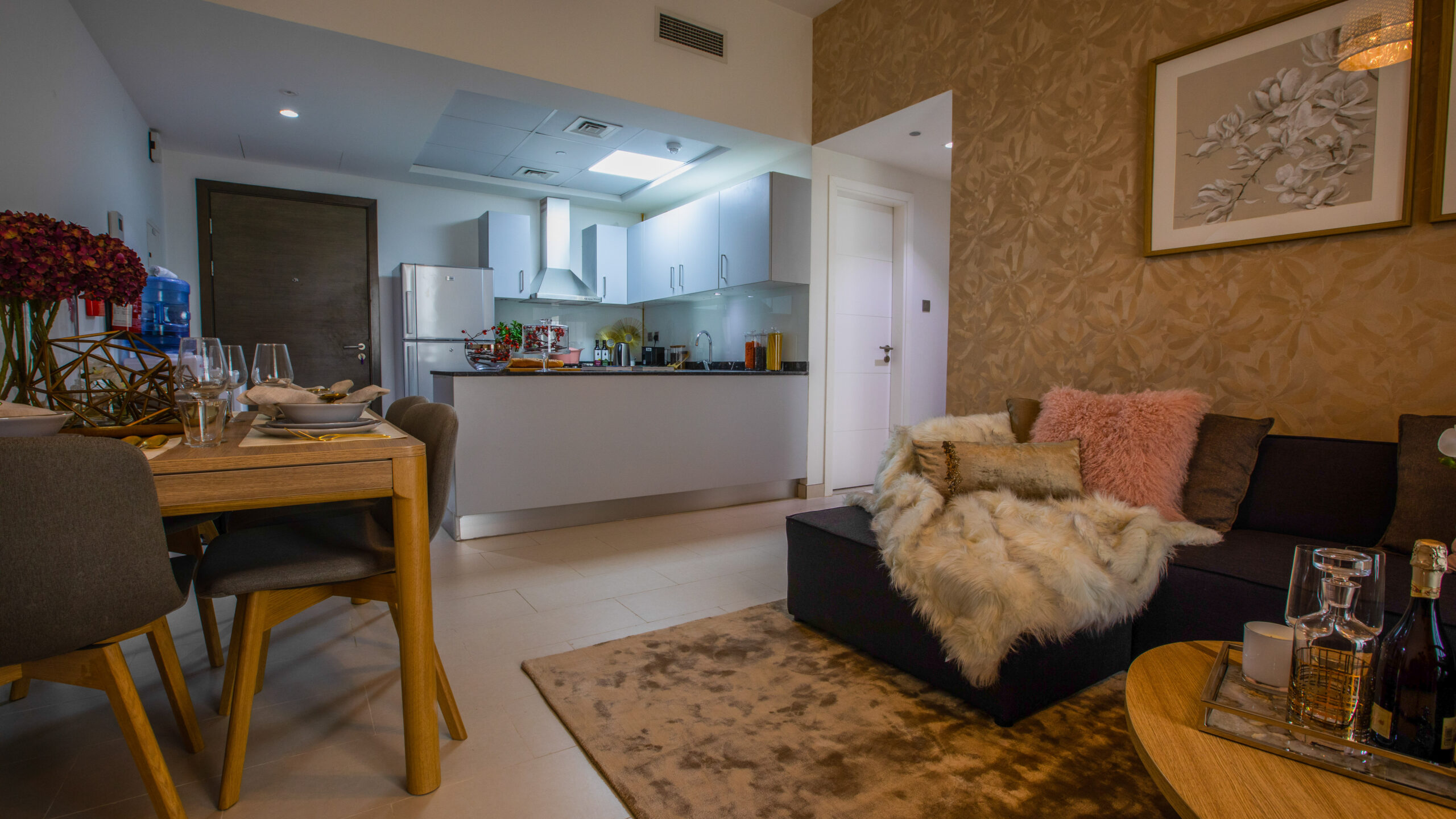 9SstrtaLR6AfKJWIAG3F5Kzb01gUeevHwNufJEzh