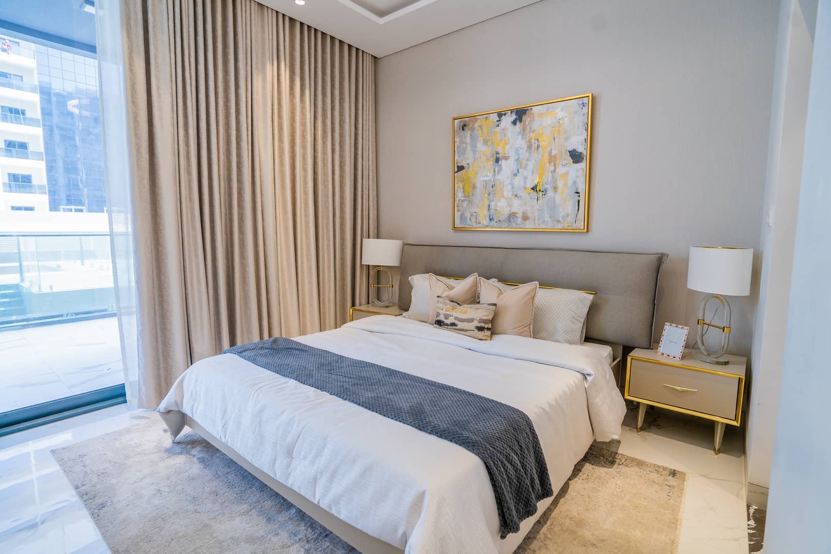 Aks Holding The Pinnacle - Image 1