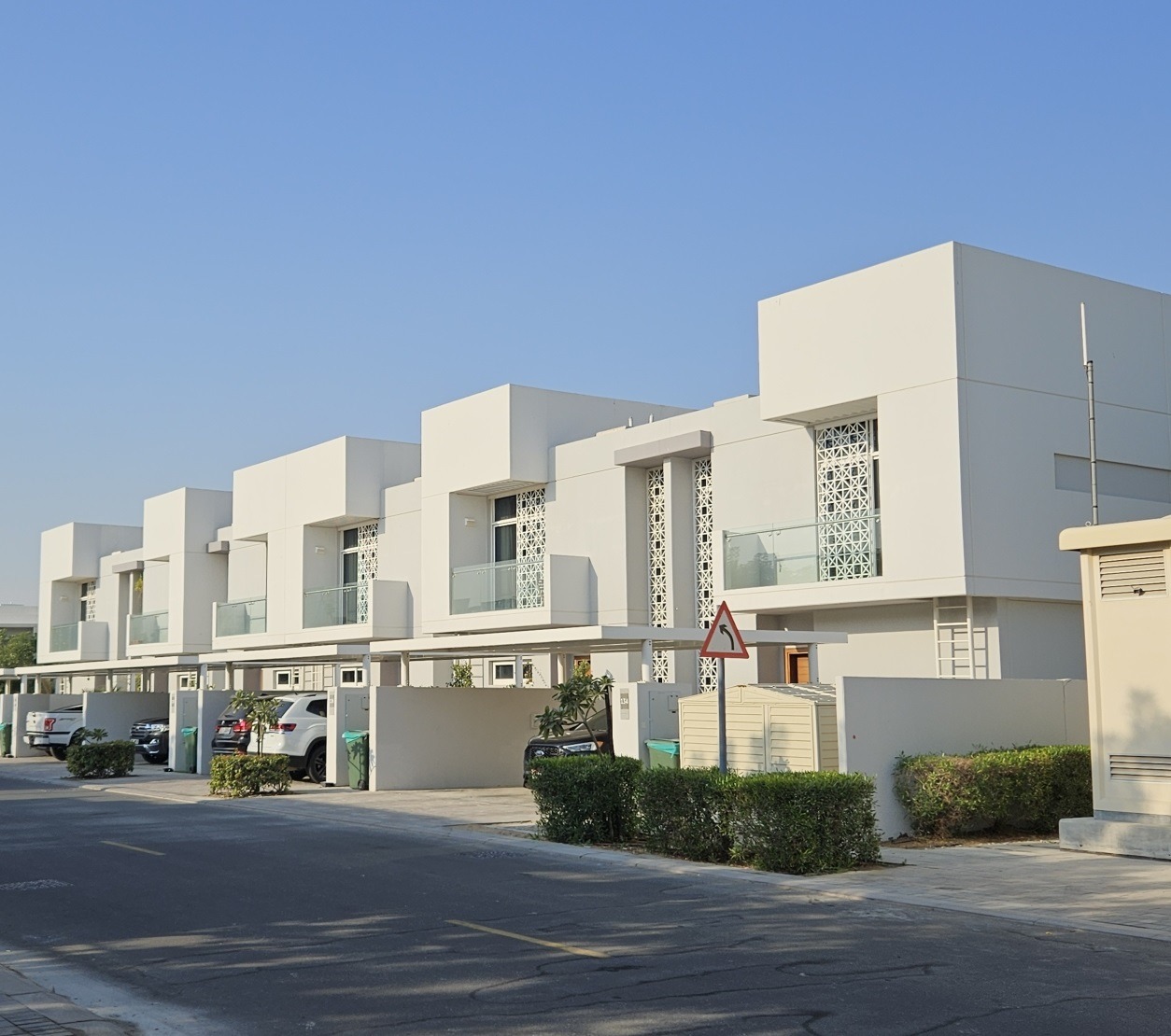 Dubai Properties Arabella 2 - Image 1