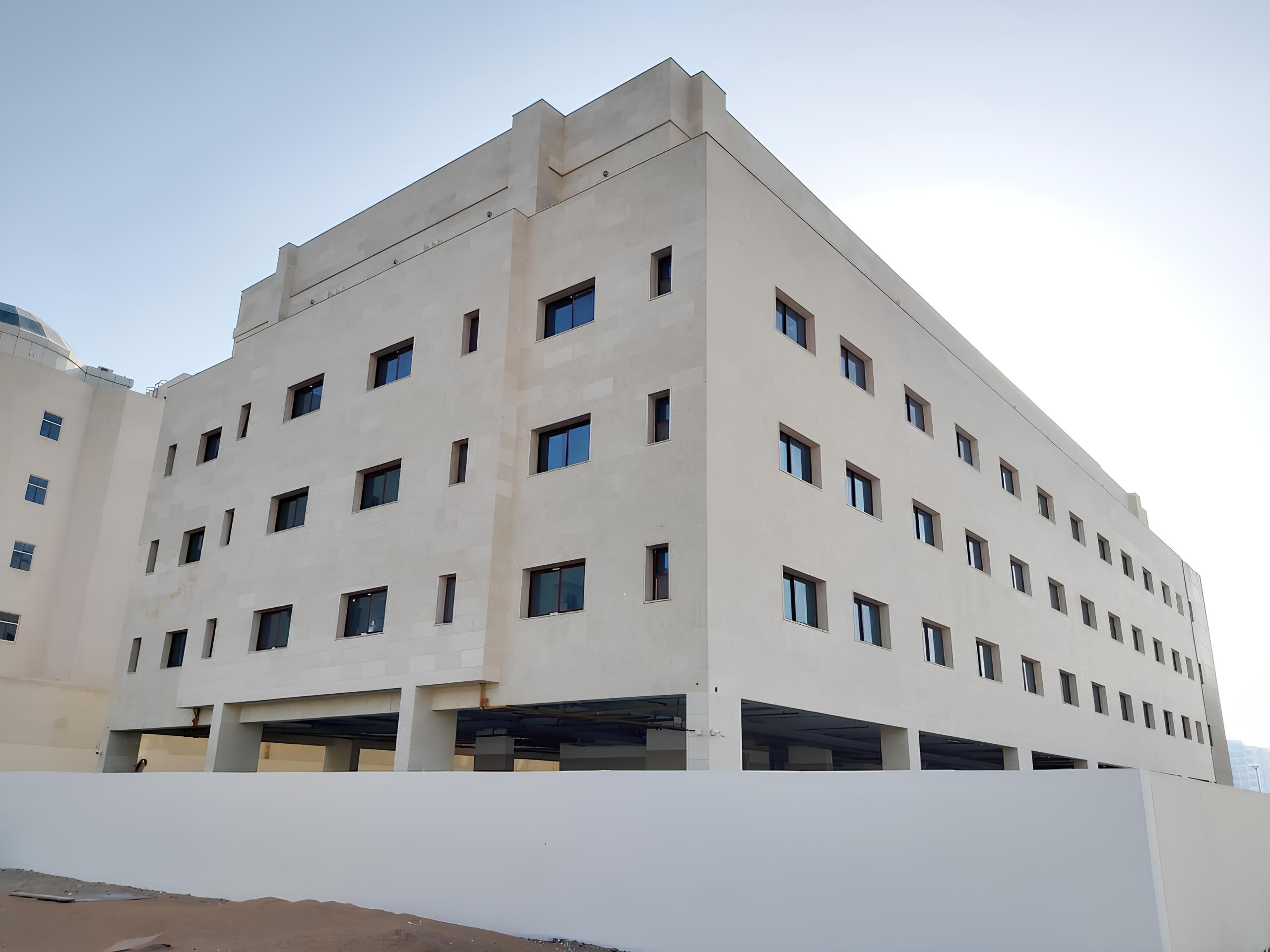 Dugasta Dugasta Warsan - Image 1