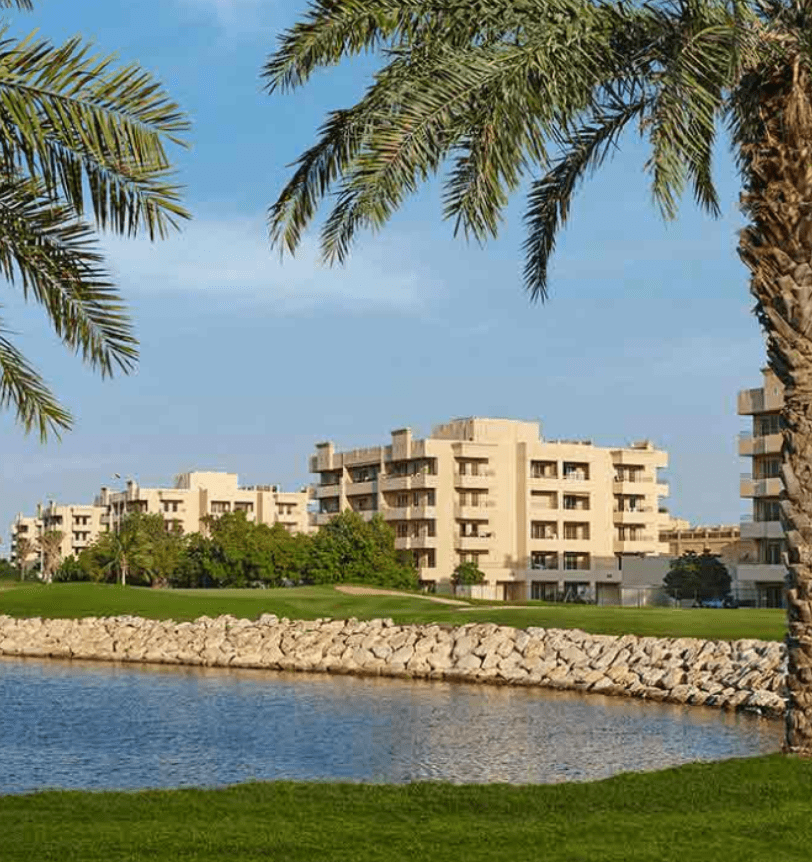 Al Hamra Golf Apartments - Image 3