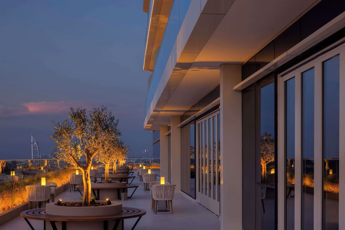 Alfahim Group Avani Palm View Dubai Hotel & Suites - Image 5