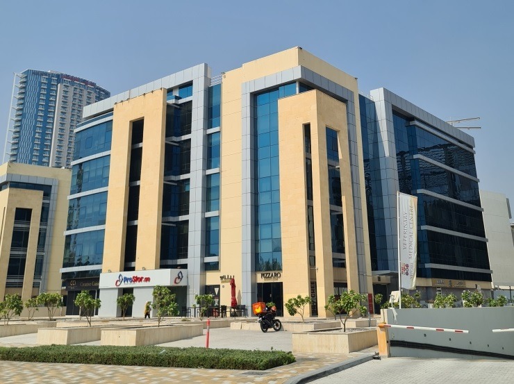 Diamond Diamond Business Centre 1 - Image 3