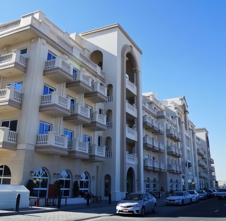 Acw Holdings Hanover Square - Image 8