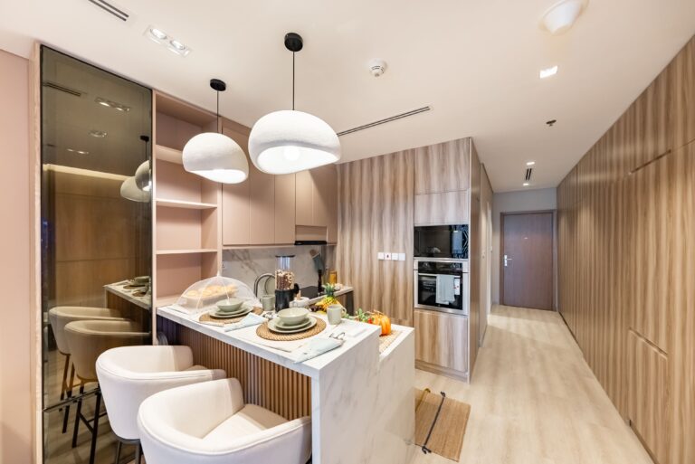 Evolutions The Residence By Mab by Mubarak Al Beshara Real Estate Development Company in Al Khaledia Suburb - Image 1