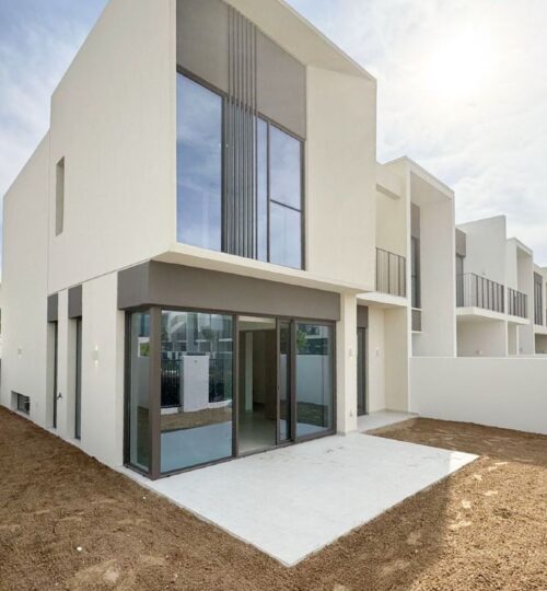 Genuine Resale | Corner Unit | Single Row |