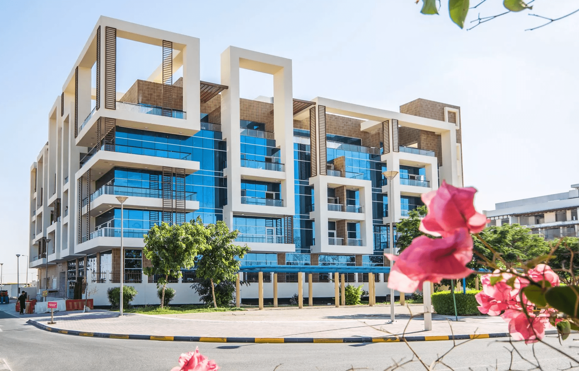 Zarwah Development La Residences - Image 4