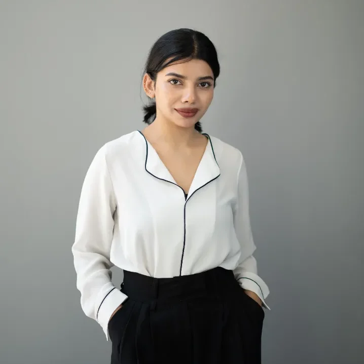 Hina West Gate Agent