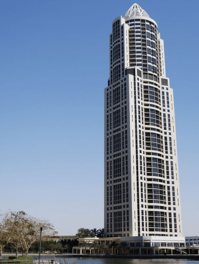 Al Bodor Lake Shore Tower - Image 1