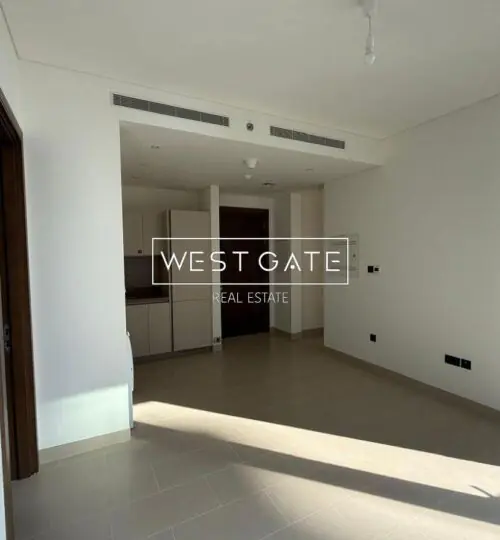 Piso alto | Balcón con impresionantes vistas al arroyo