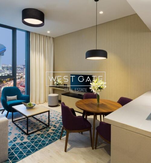 Prime Location l Luxury Hotel Living l Near MOE