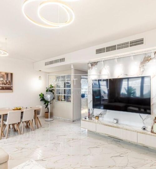 Fully Upgraded | Corner | Single Row | 3BR Villa